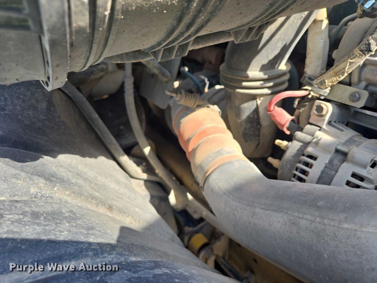 image for item YA0697 2007 International 4400 vacuum truck