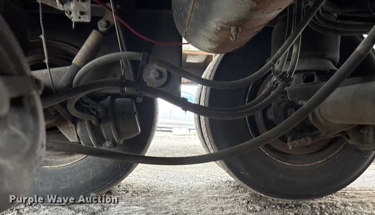 image for item YA0727 2017 Hyundai Translead VC2530152-AJS dry van trailer