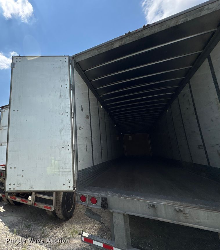 image for item YA0727 2017 Hyundai Translead VC2530152-AJS dry van trailer