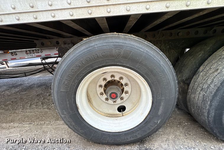 image for item YA0727 2017 Hyundai Translead VC2530152-AJS dry van trailer