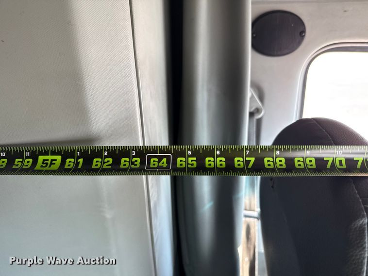 image for item YA0752 2018 Kenworth T680 semi truck