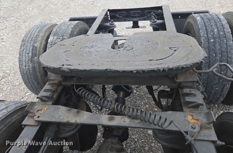 image for item YA0860 2020 Peterbilt 579 semi truck