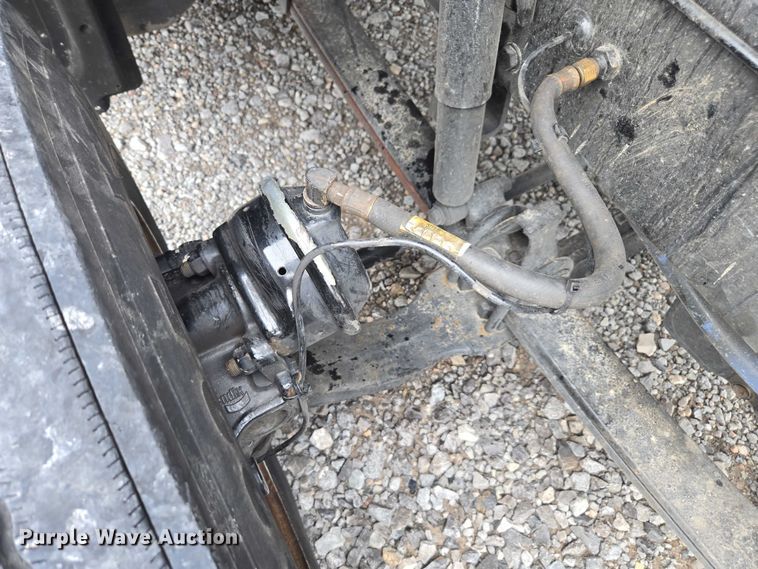 image for item YA0860 2020 Peterbilt 579 semi truck