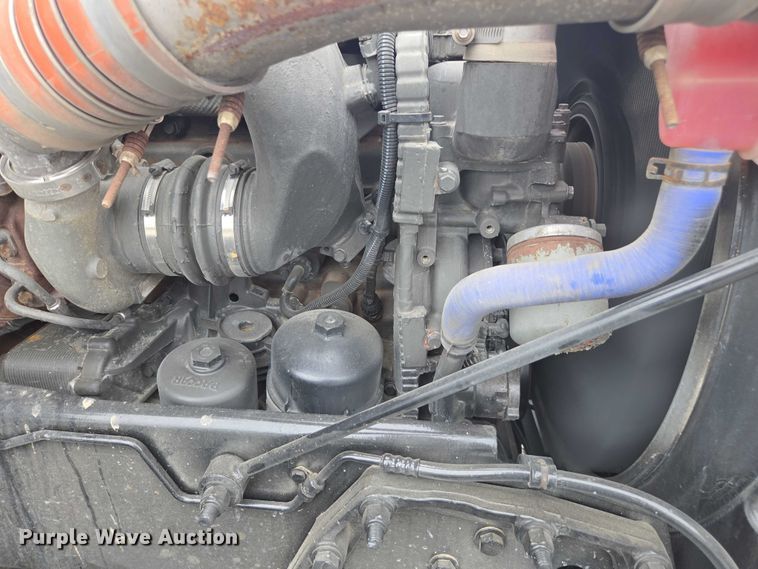 image for item YA0860 2020 Peterbilt 579 semi truck