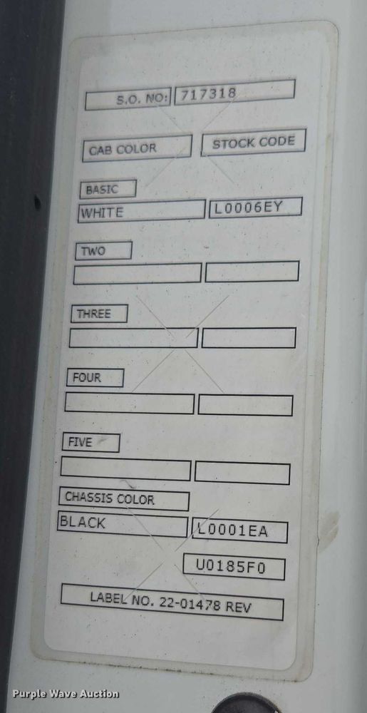 image for item YA0860 2020 Peterbilt 579 semi truck