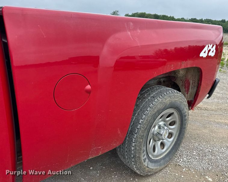 image for item DI9031 2012 Chevrolet Silverado 1500 Ext. Cab pickup truck