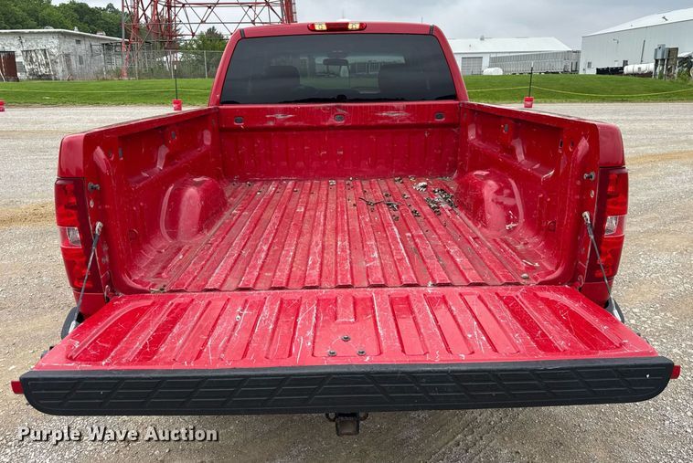 image for item DI9031 2012 Chevrolet Silverado 1500 Ext. Cab pickup truck