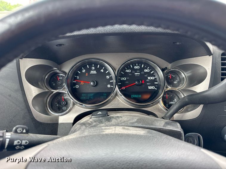 image for item DI9031 2012 Chevrolet Silverado 1500 Ext. Cab pickup truck