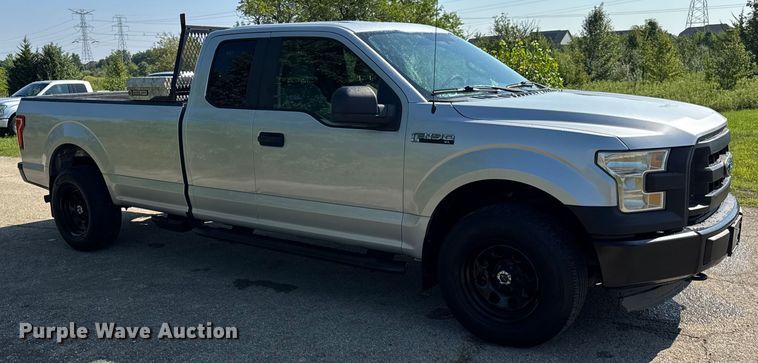 image for item DJ9706 2017 Ford F150 SuperCab pickup truck