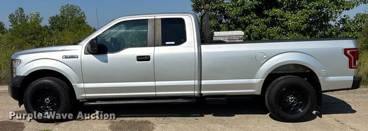 image for item DJ9706 2017 Ford F150 SuperCab pickup truck