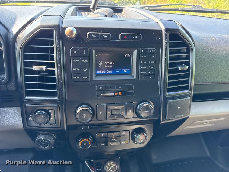 image for item DJ9706 2017 Ford F150 SuperCab pickup truck