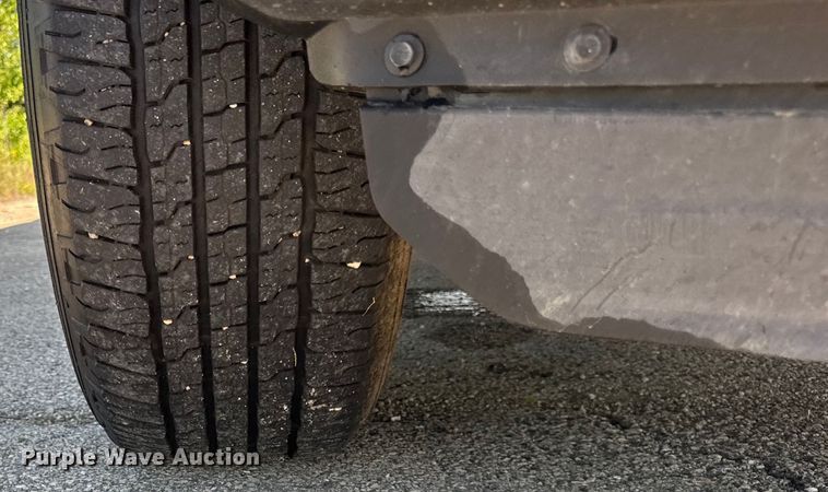 image for item DJ9706 2017 Ford F150 SuperCab pickup truck