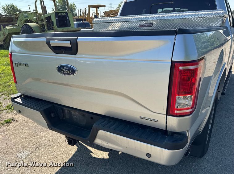 image for item DJ9707 2015 Ford F150 SuperCab pickup truck