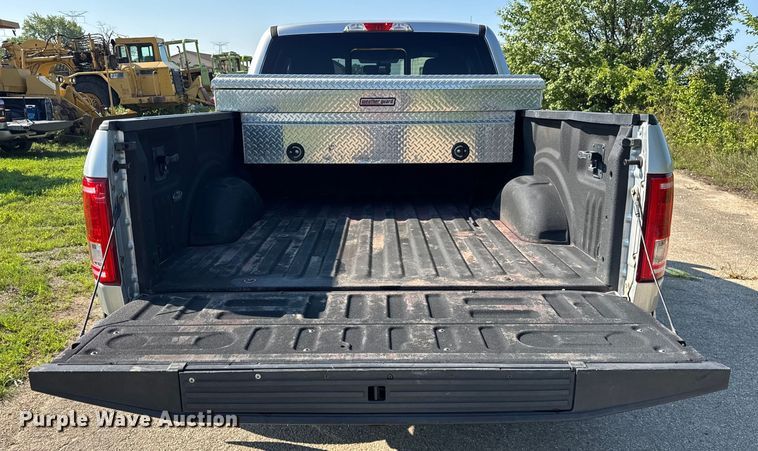 image for item DJ9707 2015 Ford F150 SuperCab pickup truck