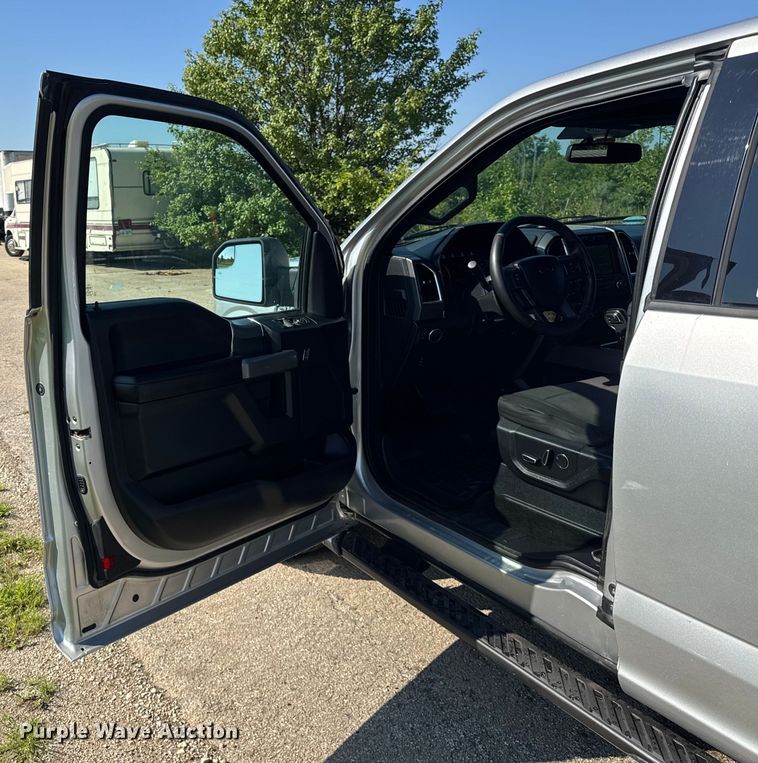 image for item DJ9707 2015 Ford F150 SuperCab pickup truck