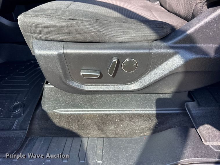 image for item DJ9707 2015 Ford F150 SuperCab pickup truck