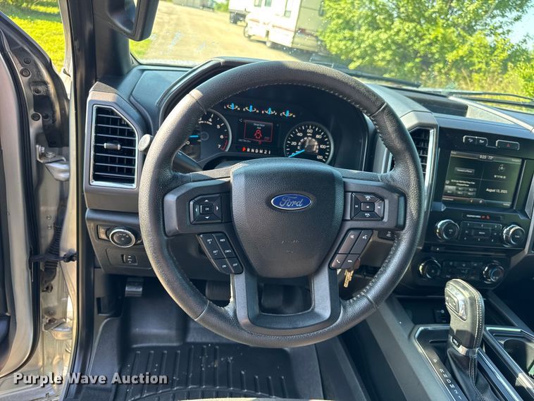 image for item DJ9707 2015 Ford F150 SuperCab pickup truck