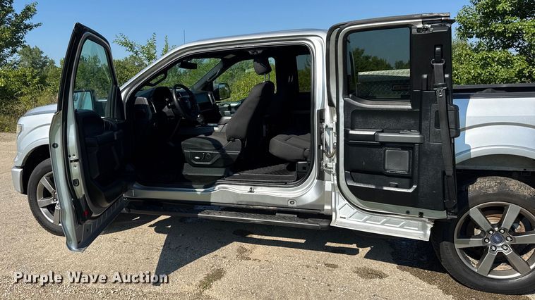 image for item DJ9707 2015 Ford F150 SuperCab pickup truck