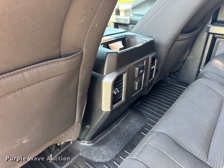 image for item DJ9707 2015 Ford F150 SuperCab pickup truck