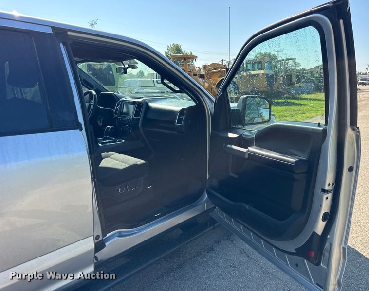 image for item DJ9707 2015 Ford F150 SuperCab pickup truck