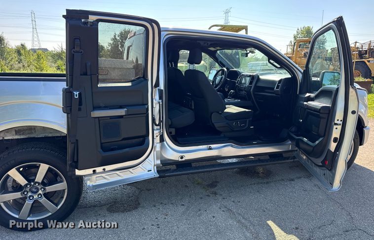 image for item DJ9707 2015 Ford F150 SuperCab pickup truck