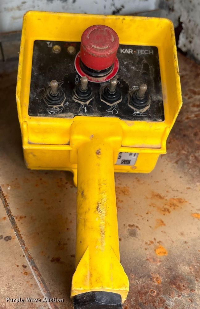 image for item DM1966 2012 Ford F450 Super Duty utility / service truck