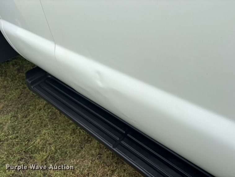 image for item DM1966 2012 Ford F450 Super Duty utility / service truck