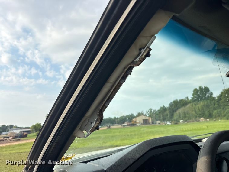 image for item DM1966 2012 Ford F450 Super Duty utility / service truck