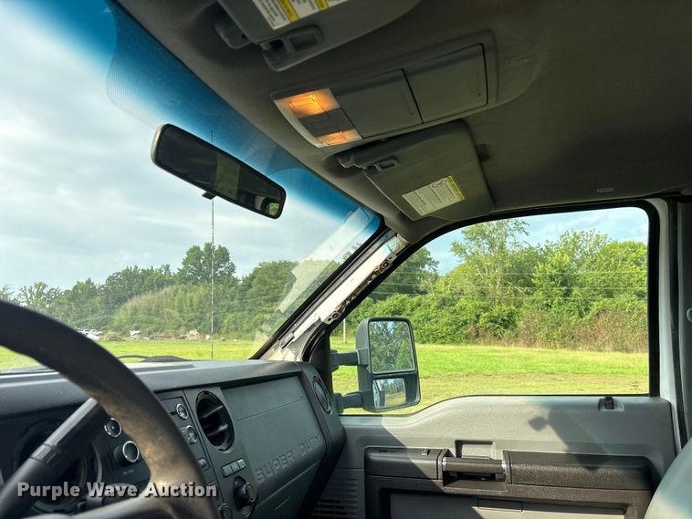 image for item DM1966 2012 Ford F450 Super Duty utility / service truck