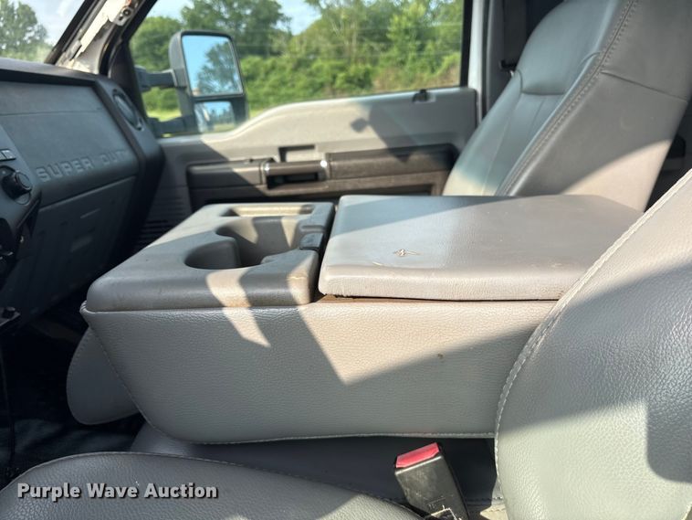 image for item DM1966 2012 Ford F450 Super Duty utility / service truck