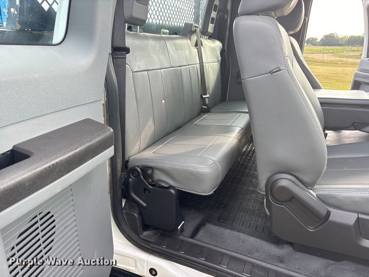 image for item DM1966 2012 Ford F450 Super Duty utility / service truck