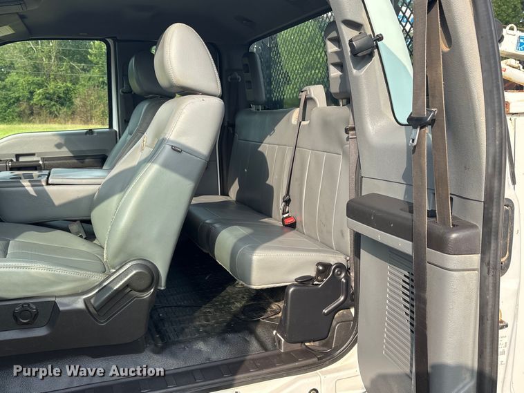 image for item DM1966 2012 Ford F450 Super Duty utility / service truck