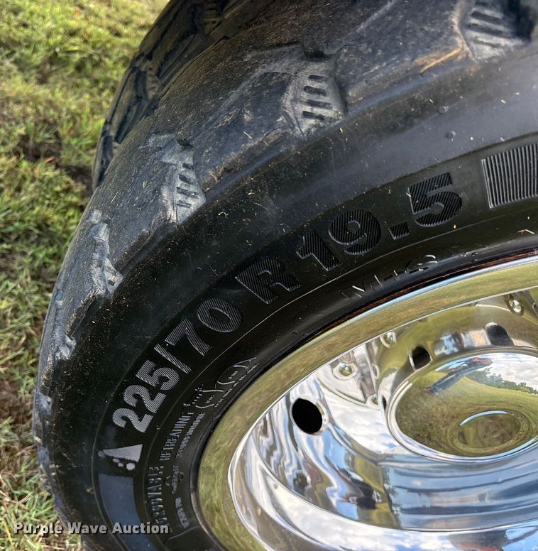 image for item DM1966 2012 Ford F450 Super Duty utility / service truck