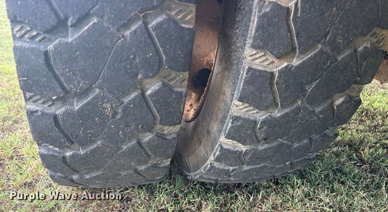 image for item DM1966 2012 Ford F450 Super Duty utility / service truck