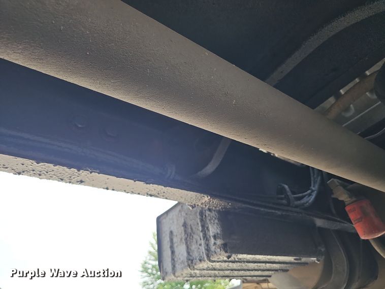 image for item DR3955 1986 International S1900 refuse truck