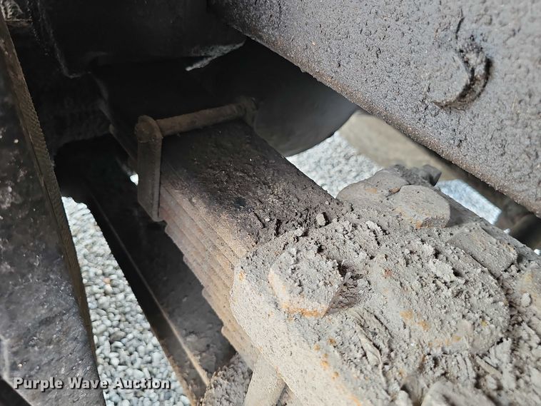 image for item DR3955 1986 International S1900 refuse truck