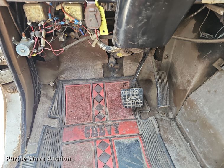 image for item DR3955 1986 International S1900 refuse truck