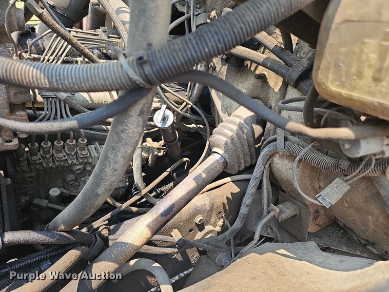 image for item DR3955 1986 International S1900 refuse truck