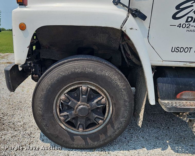 image for item DR3955 1986 International S1900 refuse truck