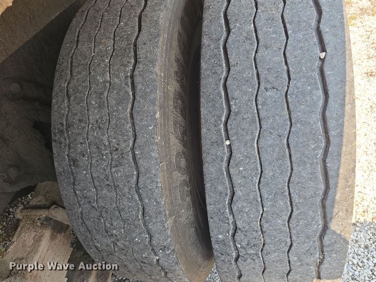 image for item DR3955 1986 International S1900 refuse truck