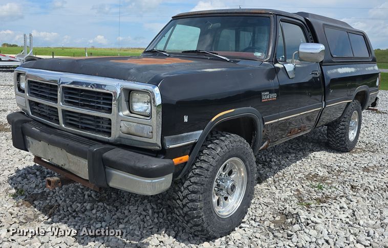 image for item DR3961 1991 Dodge Power Ram 250 pickup truck