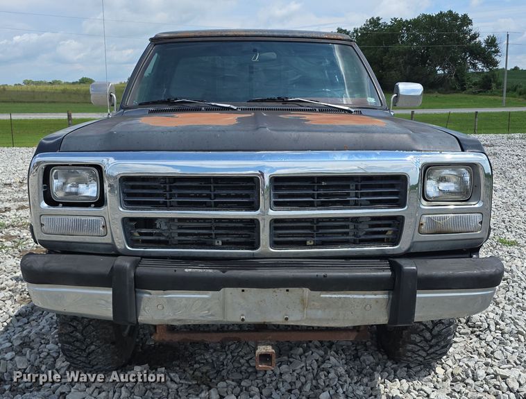 image for item DR3961 1991 Dodge Power Ram 250 pickup truck