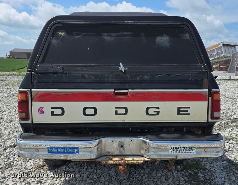 image for item DR3961 1991 Dodge Power Ram 250 pickup truck