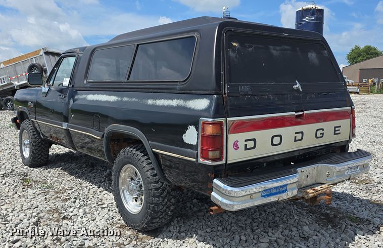 image for item DR3961 1991 Dodge Power Ram 250 pickup truck