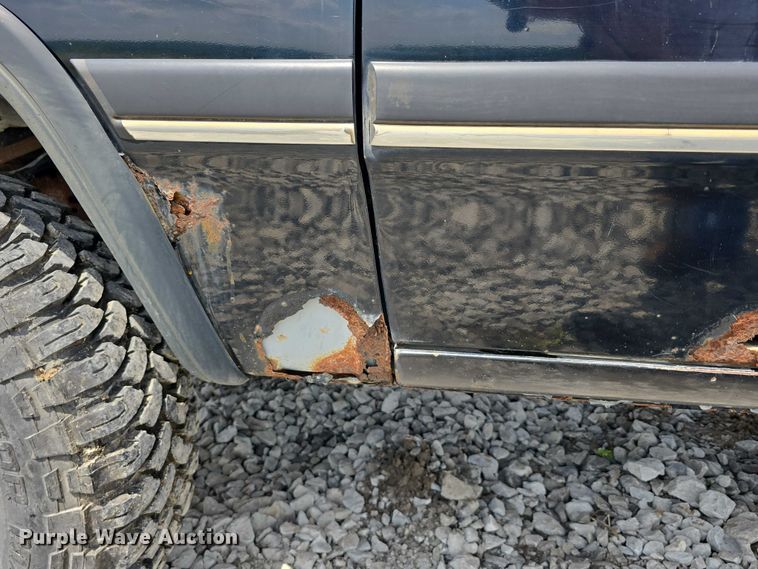 image for item DR3961 1991 Dodge Power Ram 250 pickup truck