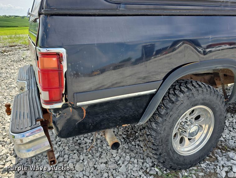 image for item DR3961 1991 Dodge Power Ram 250 pickup truck