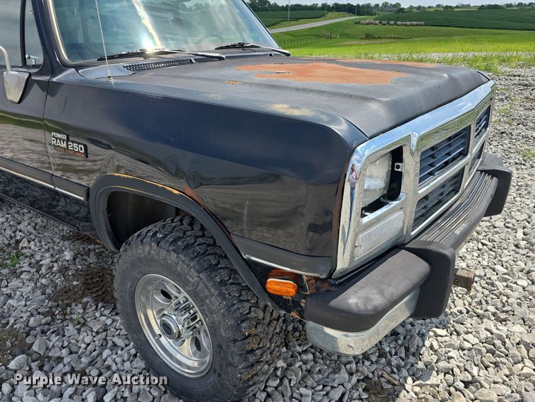 image for item DR3961 1991 Dodge Power Ram 250 pickup truck