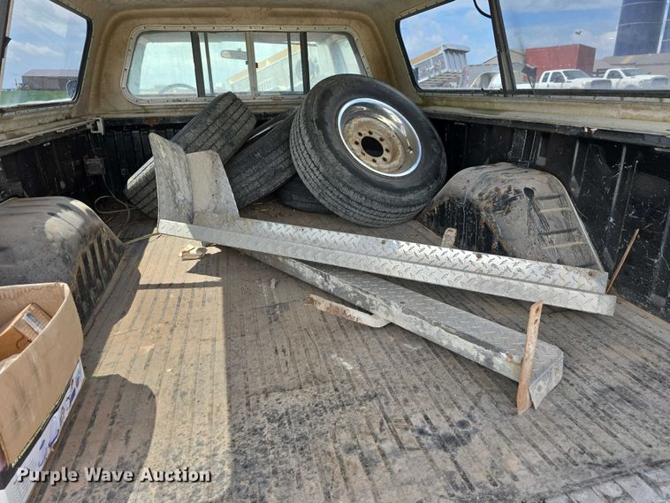 image for item DR3961 1991 Dodge Power Ram 250 pickup truck