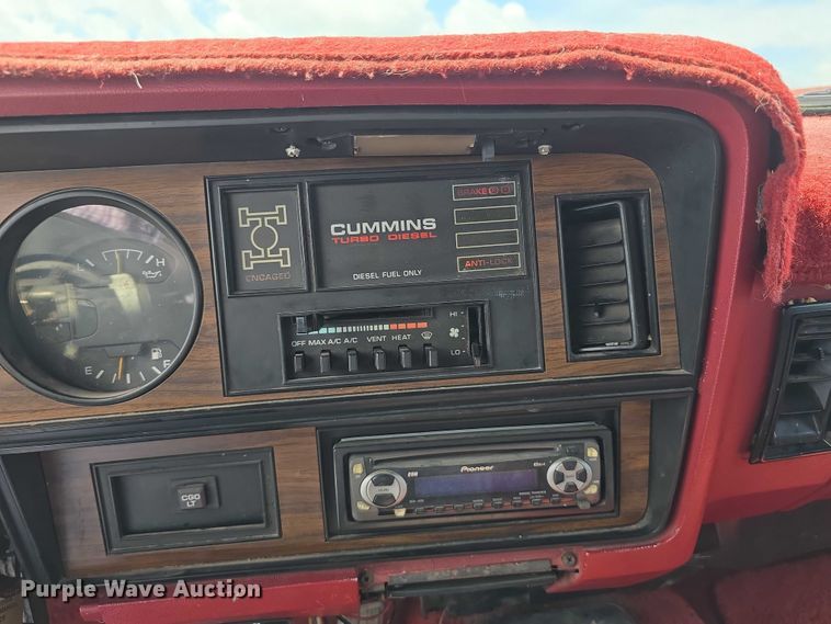 image for item DR3961 1991 Dodge Power Ram 250 pickup truck