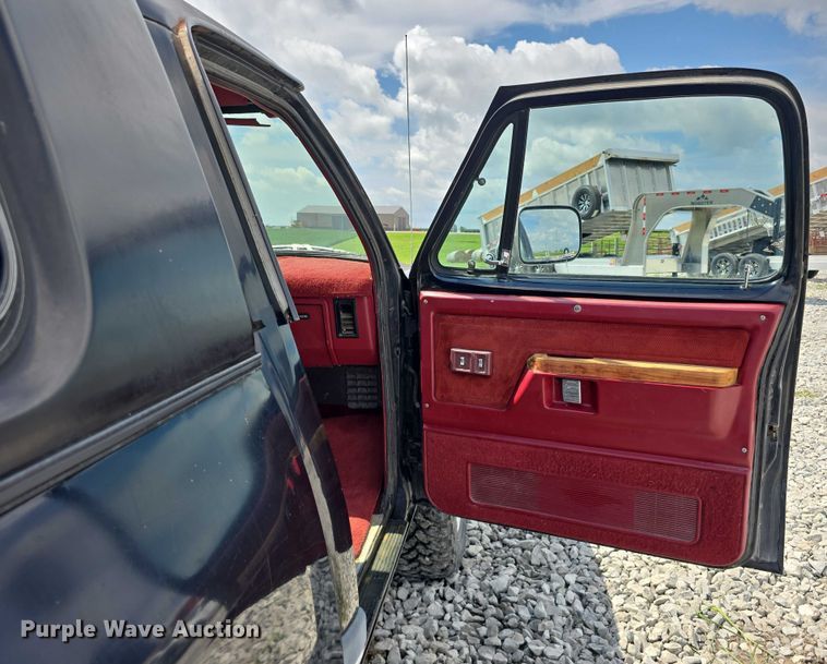 image for item DR3961 1991 Dodge Power Ram 250 pickup truck